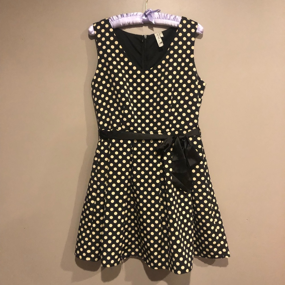 🎀 Polka dot A-line dress